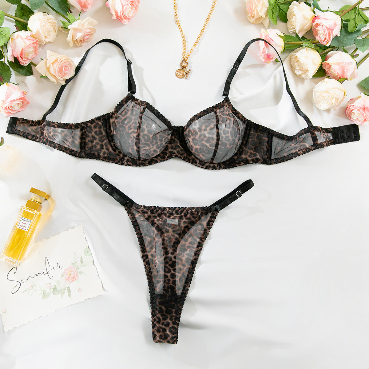 Thin Large Chest Minimizer Sexy French Mesh Plaid Bra Lingerie Set with Gathered Transparent Design